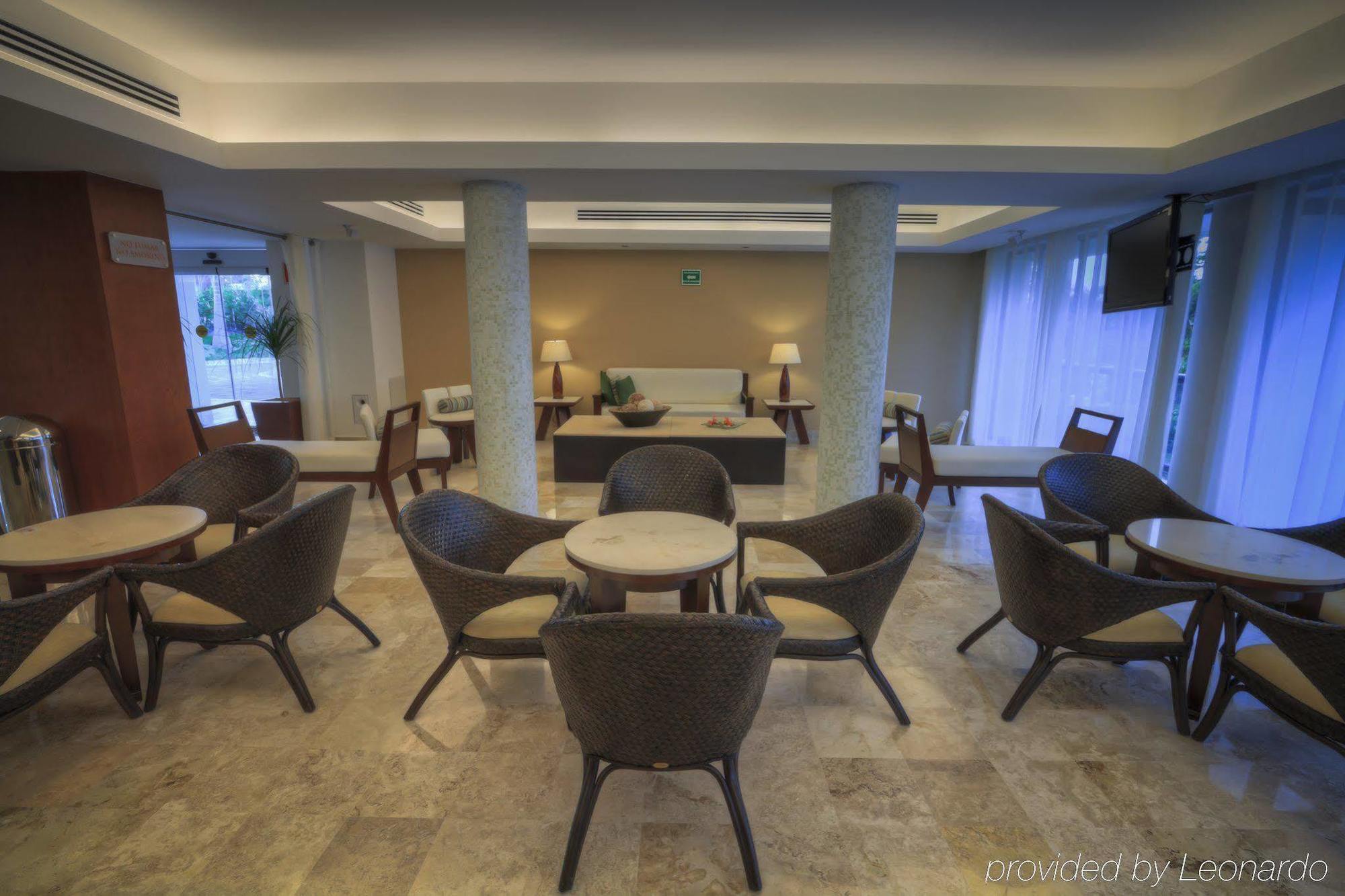 Ocean Breeze Boutique Riviera Maya Puerto Morelos Restaurant bilde